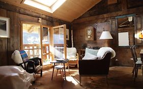 Lieu Secret Dans Les Alpes Suisses